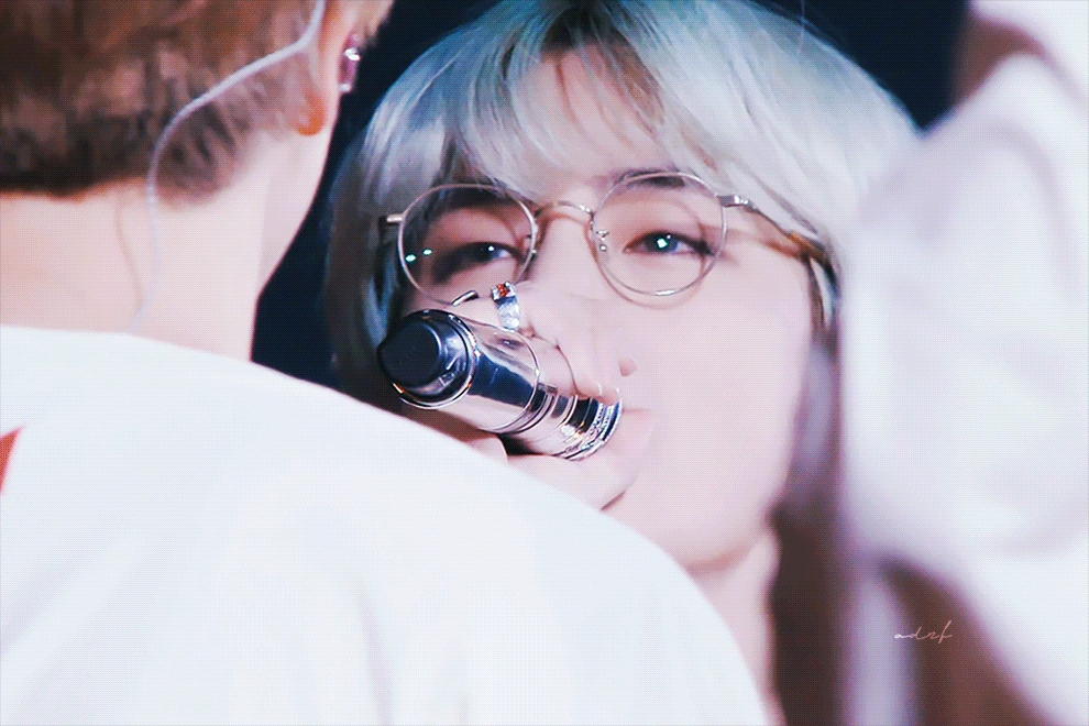 뷔 V 뷔 생일