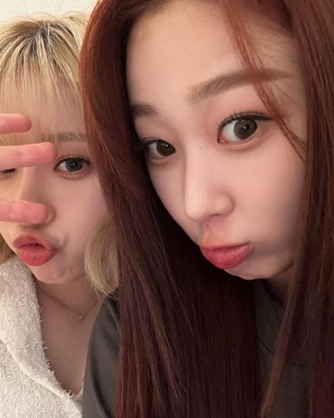 지젤 GISELLE 윈터 WINTER 셀카 연습실 인스타그램 Instagram 20220619