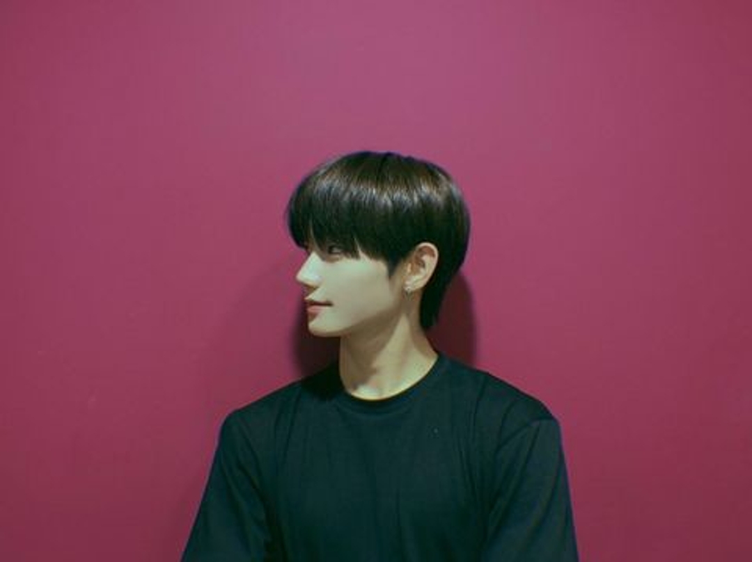 원빈 WON BIN 남찍사 남친짤 옆모습 일코 20221110