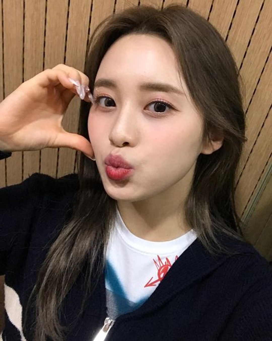 나영 NAYOUNG 셀카 Selfie 여친짤 20221121