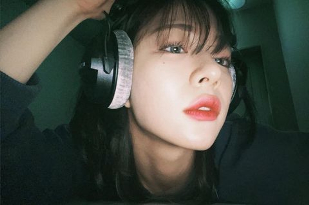 이채영 Chaeyoung 배경화면 필카 여친짤 감성 20220318