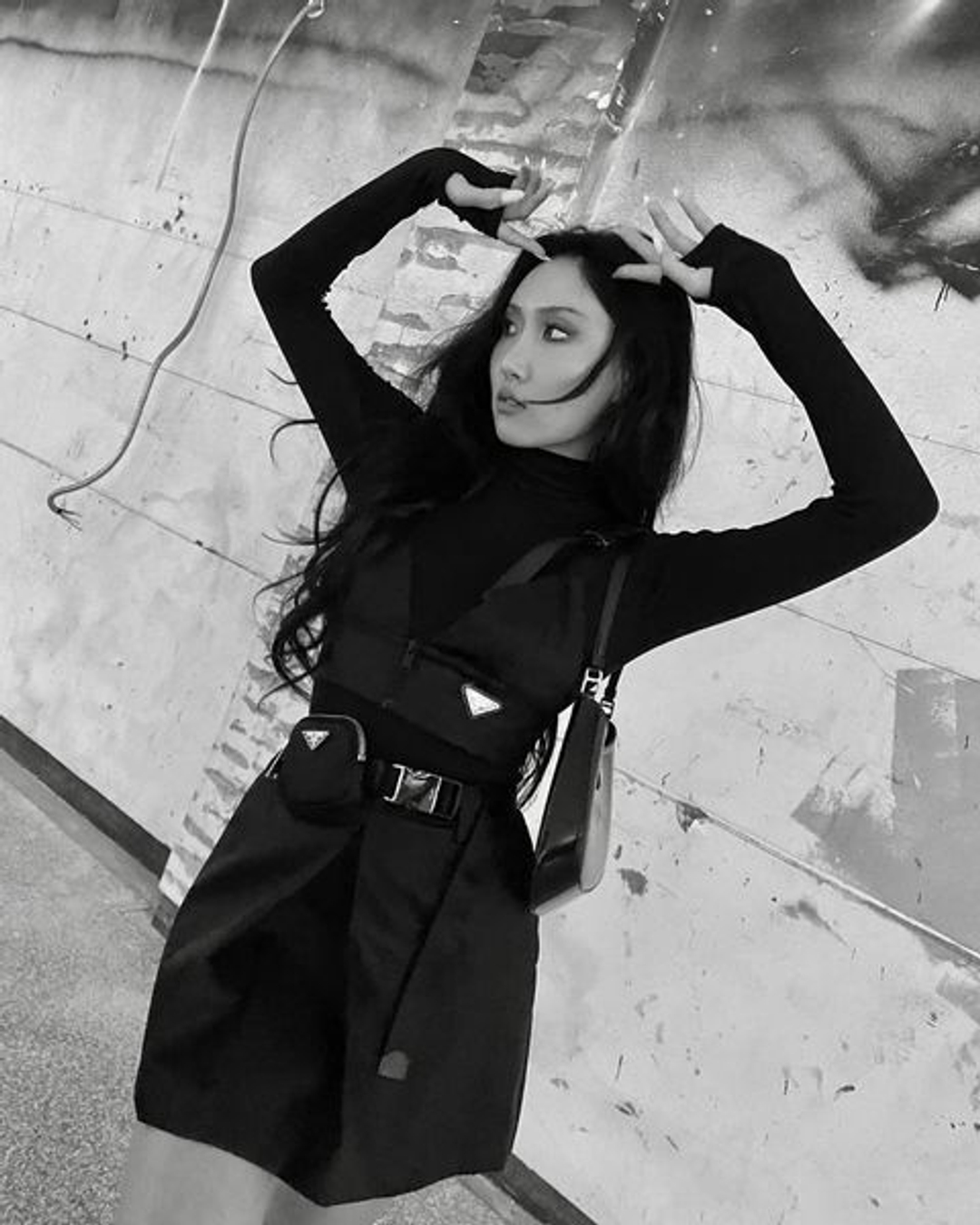 화사 Hwa Sa 20201117 PRADA Paradise 모델 model pradacleo 프라다클레오 클레오백