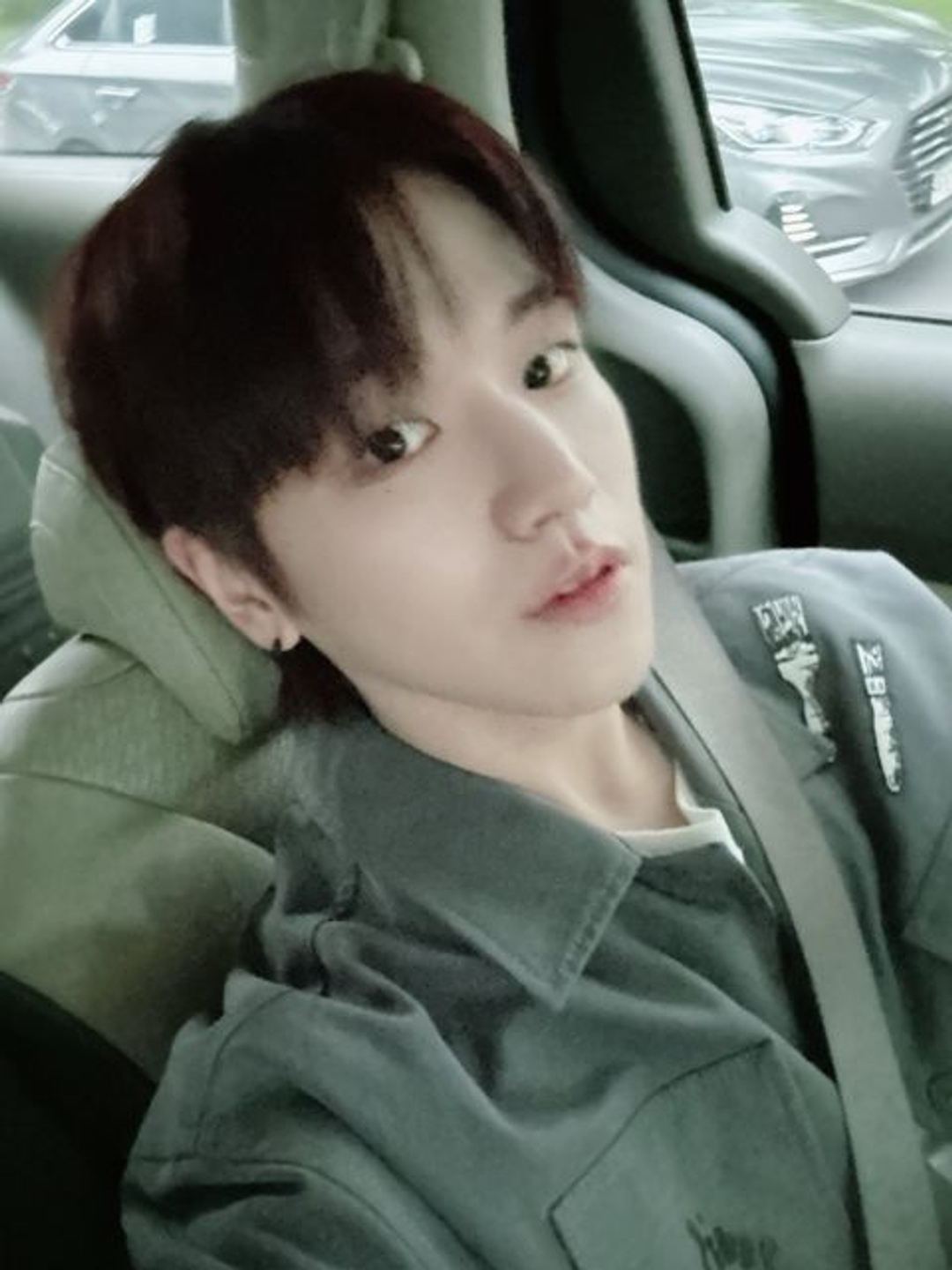 리우 RIWOO 셀카 Selfie 20230719