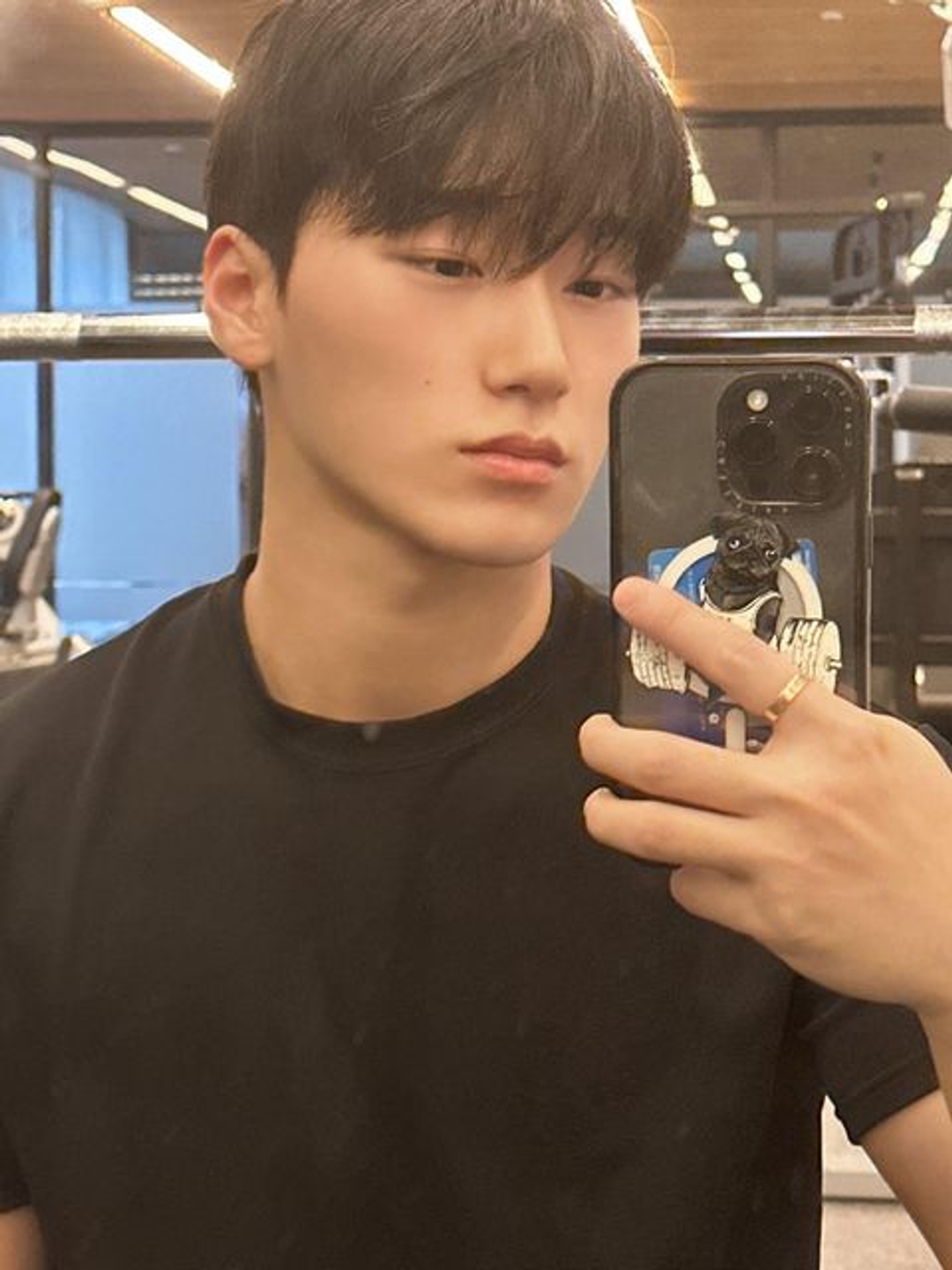 산 San Selfie 셀피 거울셀카 거셀 20230606