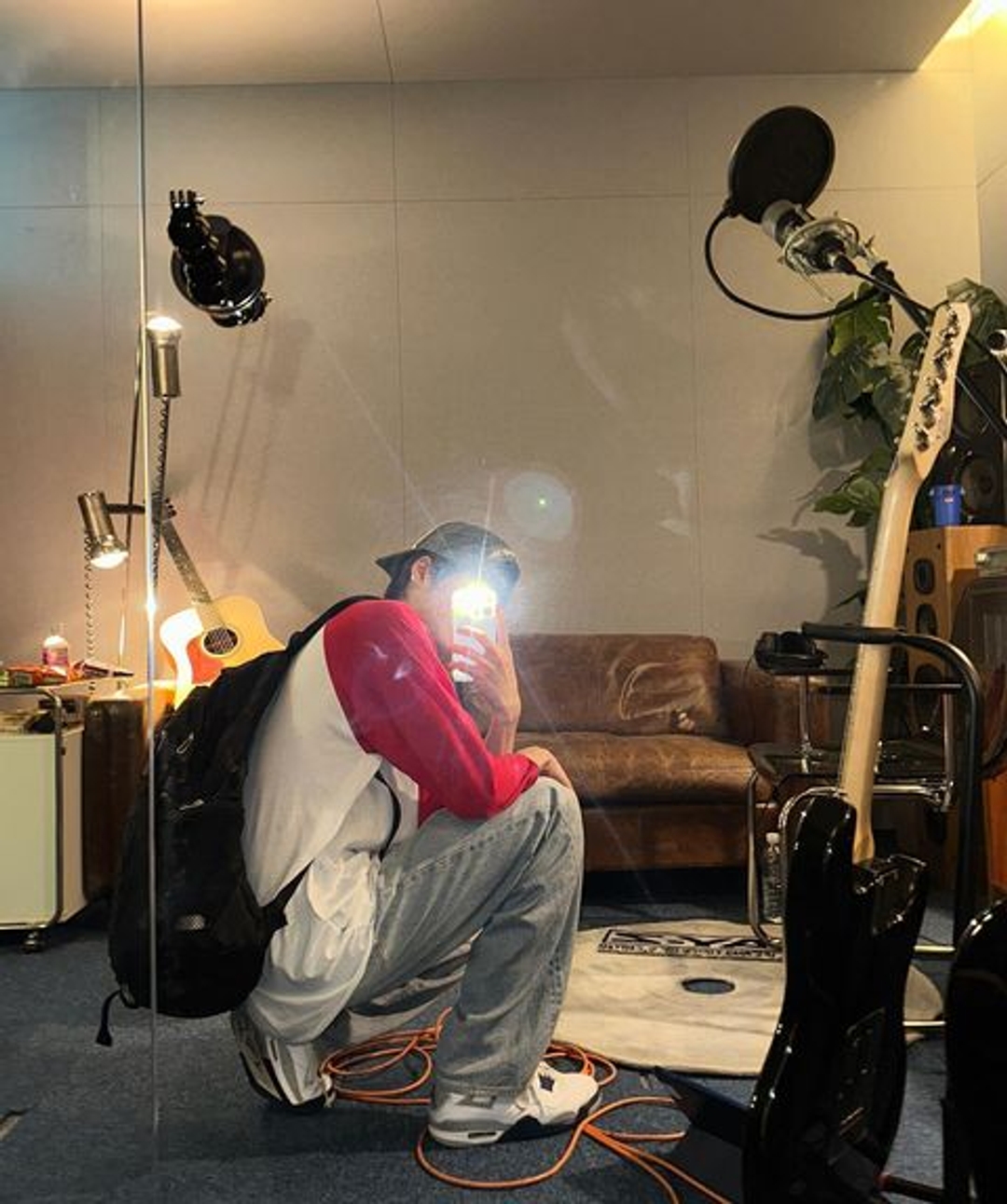 소희 SOHEE 볼캡 거울셀카 거울샷 ballcap mirrorselfie 20230730