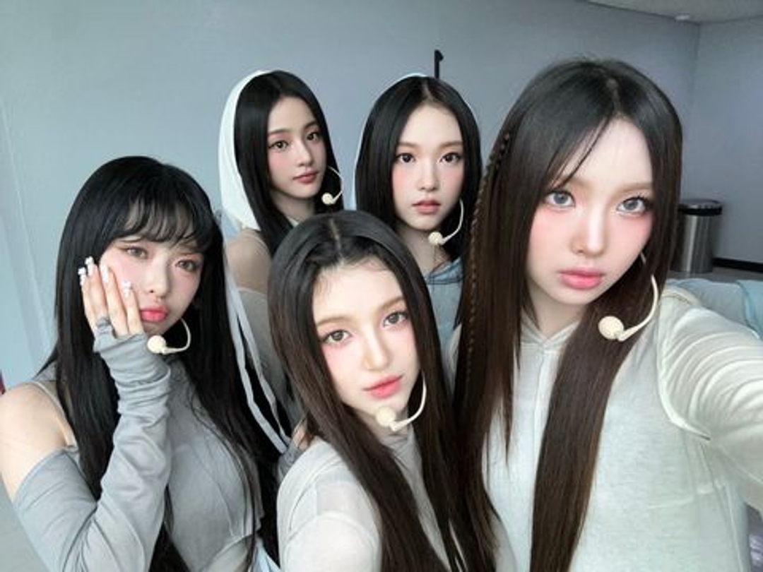 민지 MINJI 하니 HANNI 다니엘 DANIELLE 해린 HAERIN 혜인 HYEIN Selfie 인기가요 인가 Inkigayo 셀피 20230813 GetUp 겟업 CoolWithYou 쿨윗유