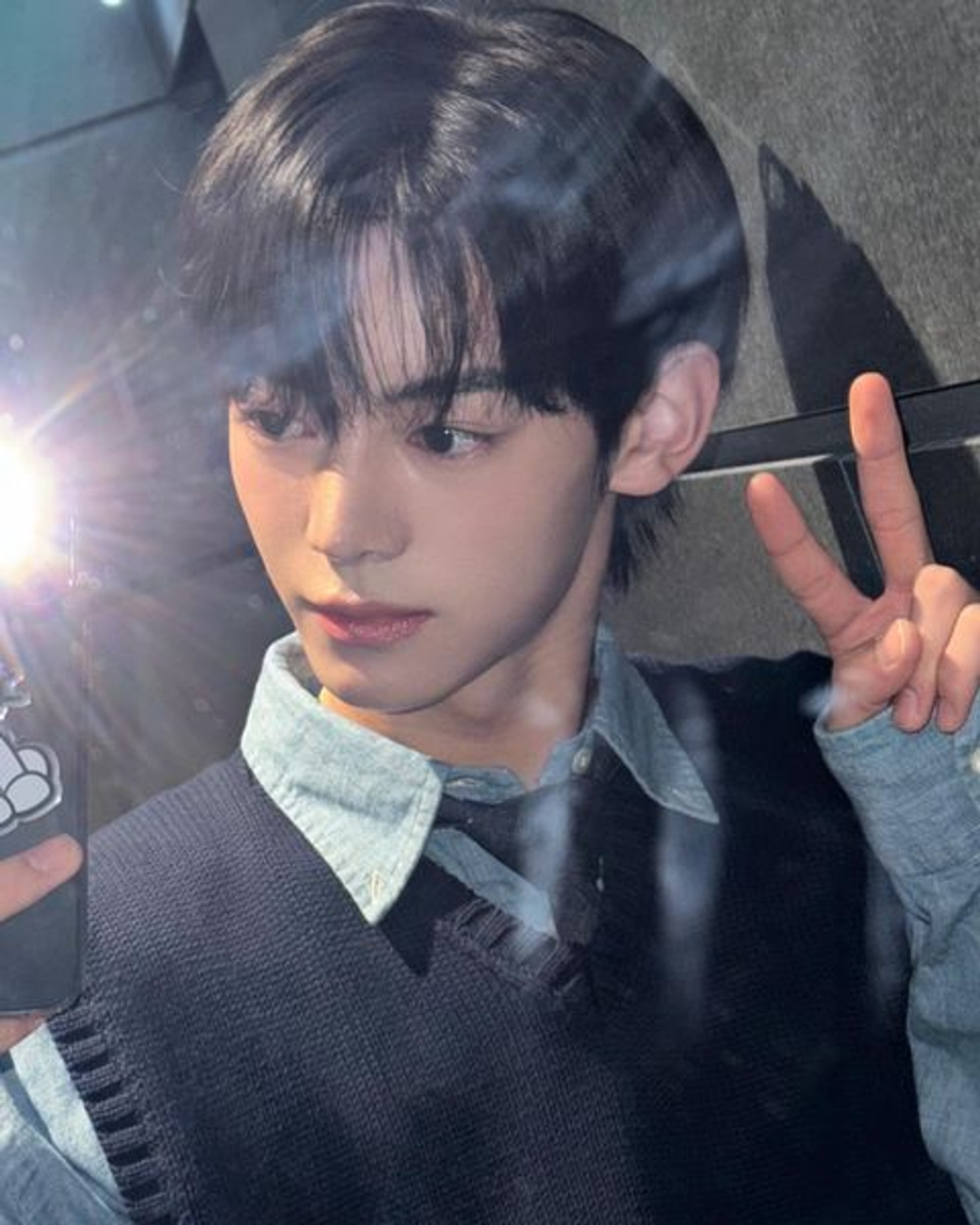 한진 HANJIN 일상 거울셀카 daily 데일리 거셀 mirrorselfie 20240201