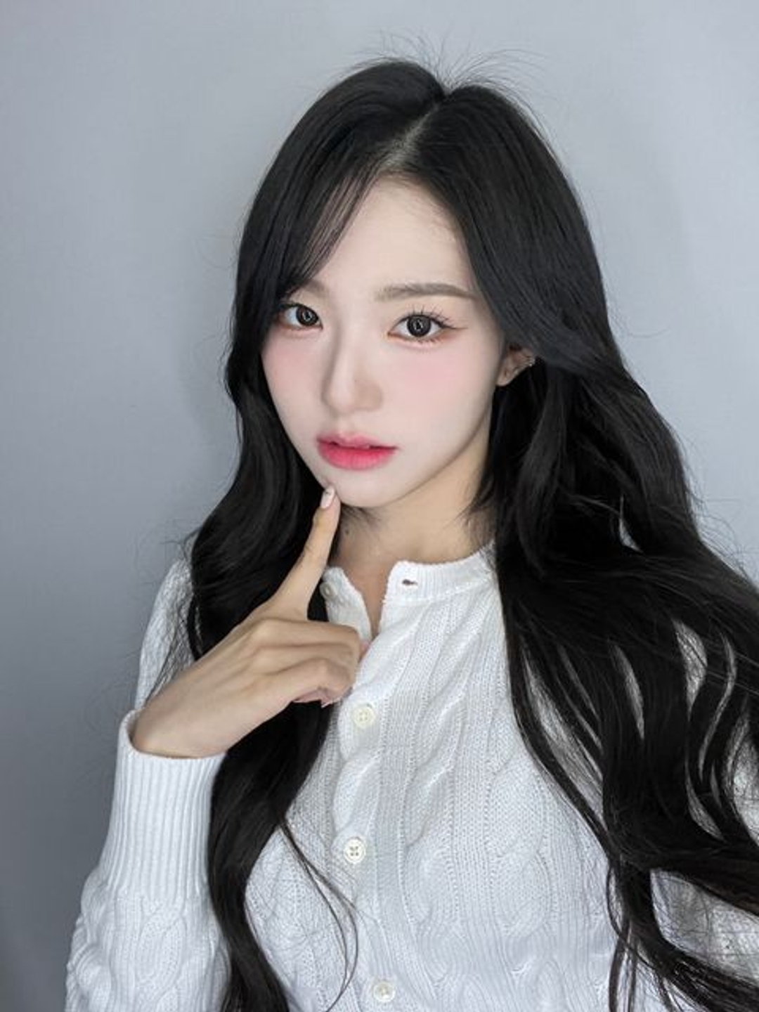 신위 Xinyu 일상 셀카 Selfie 셀피 daily 데일리 20240314