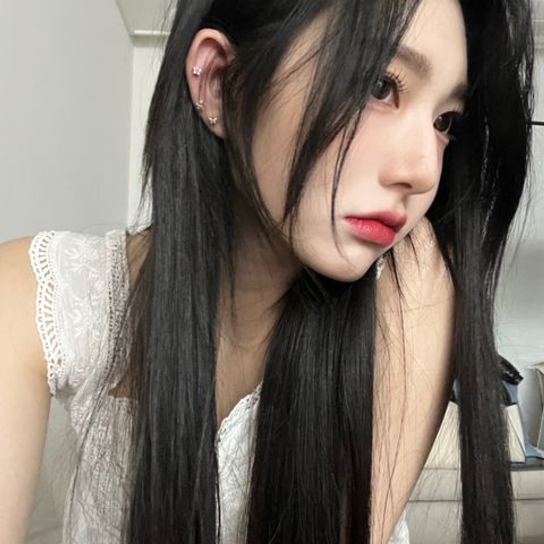 신위 Xinyu 일상 셀카 Selfie 셀피 daily 데일리 20240223