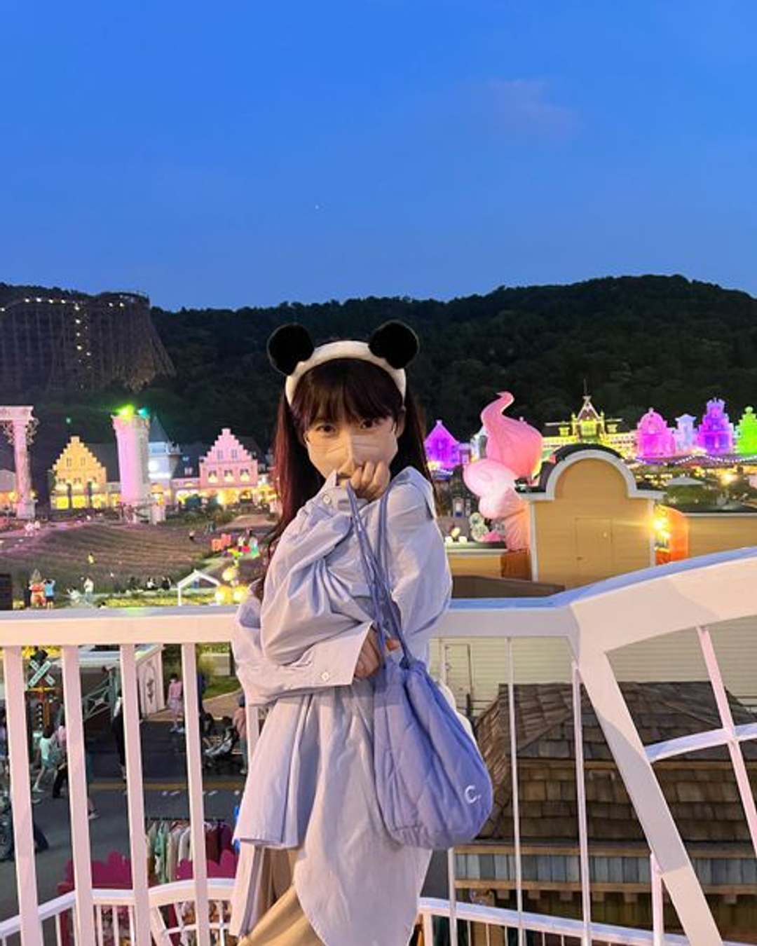 아린 Arin Selfie 롯데월드 셀피 놀이공원 LotteWorld 20230618